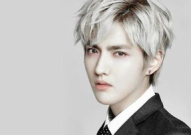 吴亦凡写真图片高清,光影交织,演绎时尚魅力